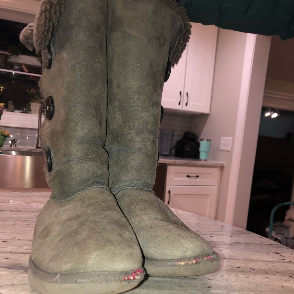 Gray Classic Tall Bailey Button Ugg’s - image 4